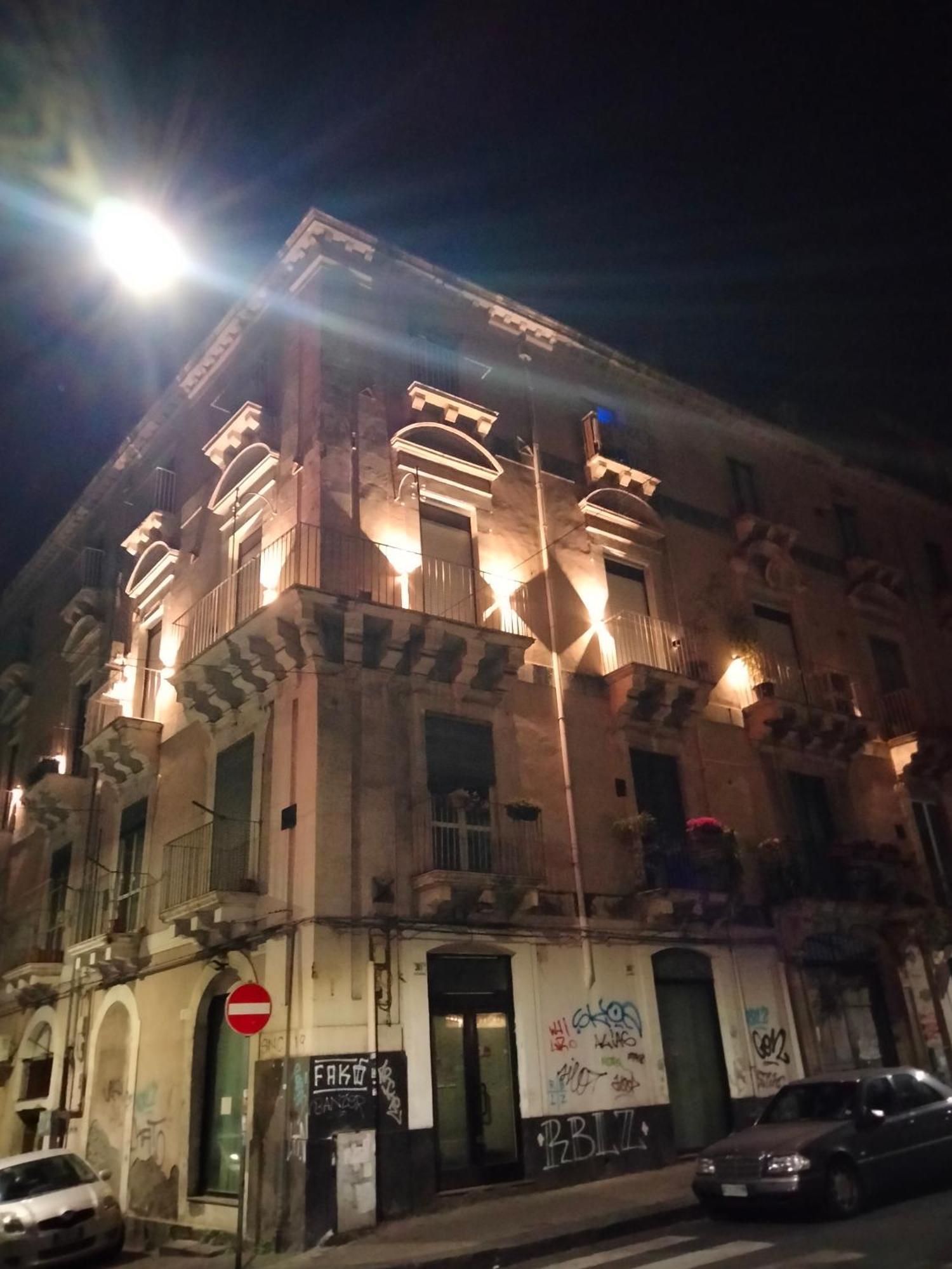 Etna Timeo Central Apartment In Baroque Building Katania Zewnętrze zdjęcie